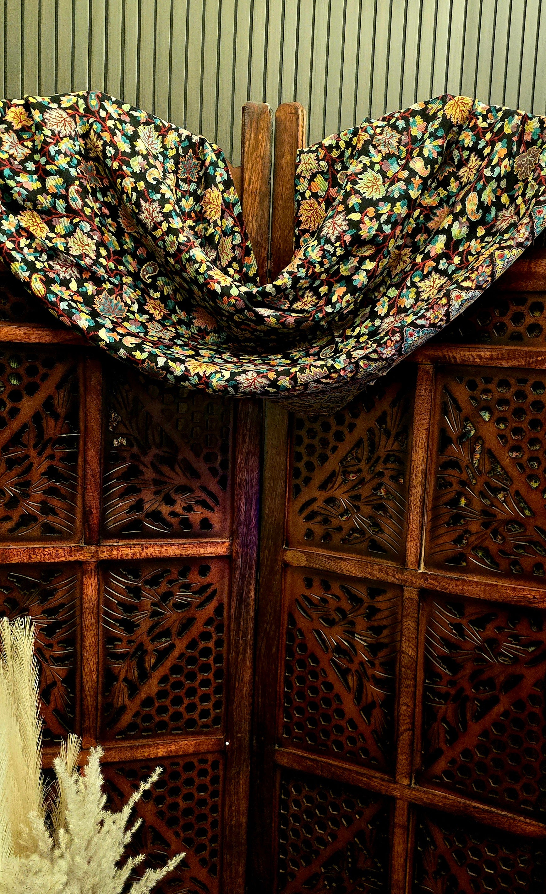 Dusky Black Pure Cashmere Wool Shawl