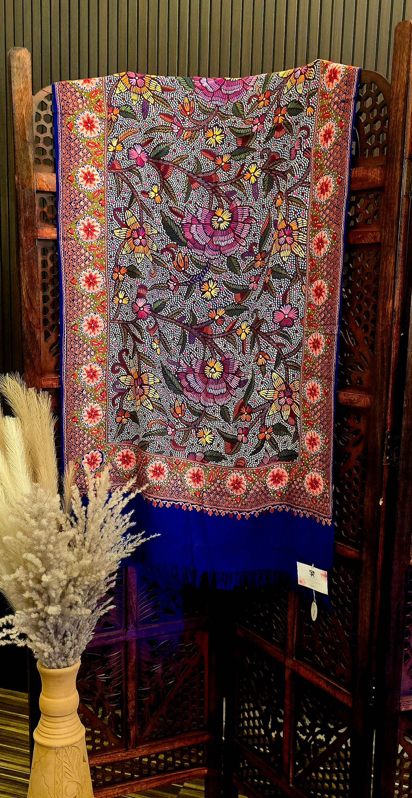 Ambar Floral Cashmere Wool Shawl With Aari Embroidery